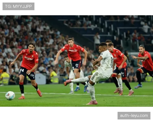 阿韦洛亚第99分钟换人决策遭质疑 皇马教练临场调整引发讨论